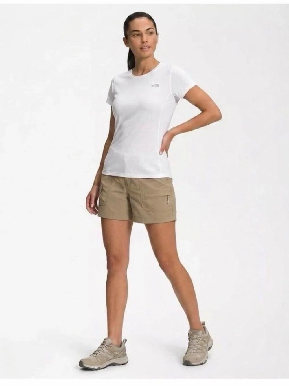 The North Face women’s Tan Hiking outdoor nylon Cargo Shorts size 10 Long